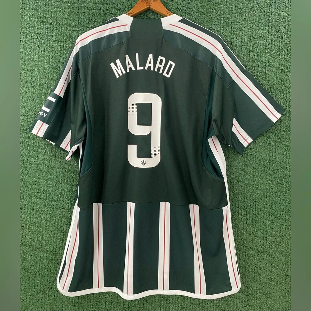 New Adidas Melvine Malard Manchester United Soccer Jersey Mens XL Slim Fit